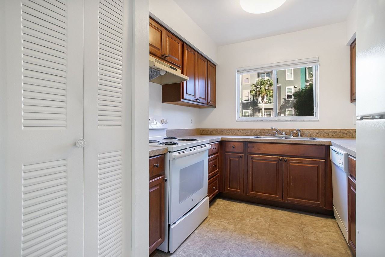 3566 Aristotle Ave - Photo 5 of 12