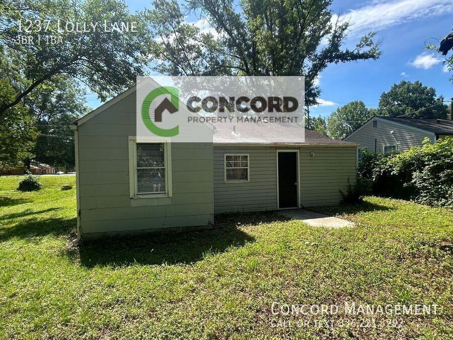 1237 Lolly Ln - Photo 2 of 16