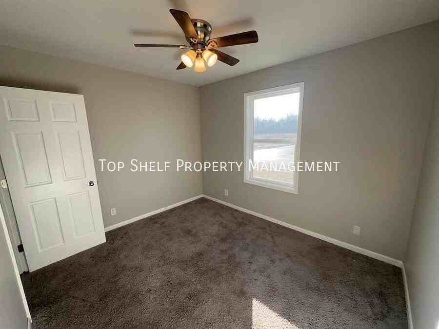 4148 Mattern Ave - Photo 7 of 10