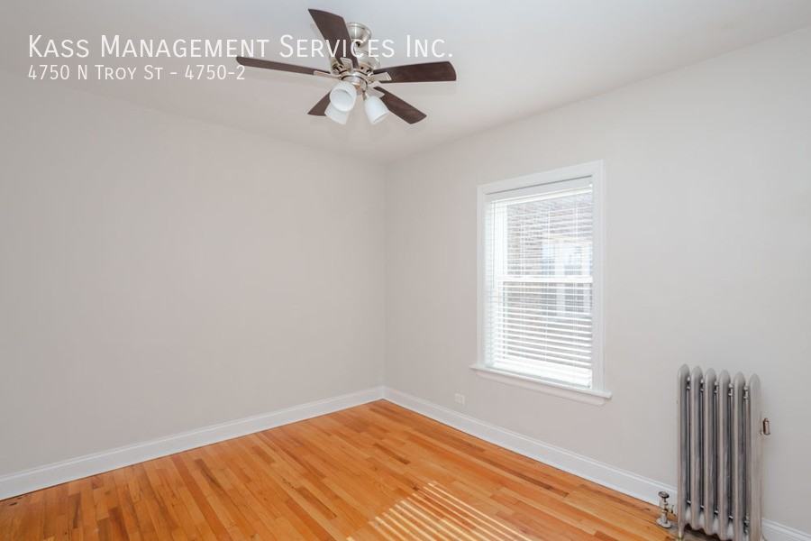 4750 N Troy St #4750-2 - Photo 5 of 11