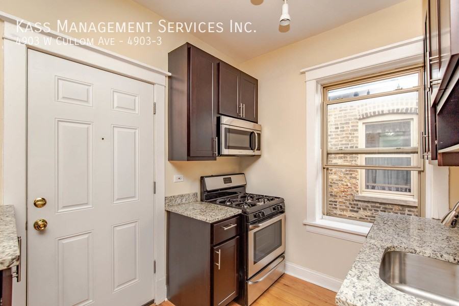 4903 W Cullom Ave #4903-3 - Photo 6 of 12