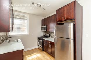 3135 W Lawrence Ave - Photo 1 of 1