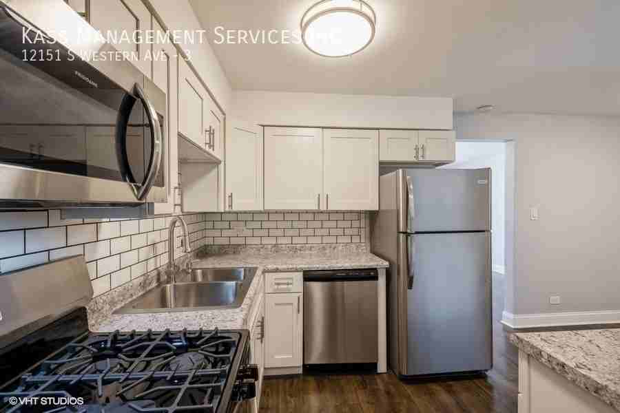 12151 Western Ave #3 - Photo 4 of 12
