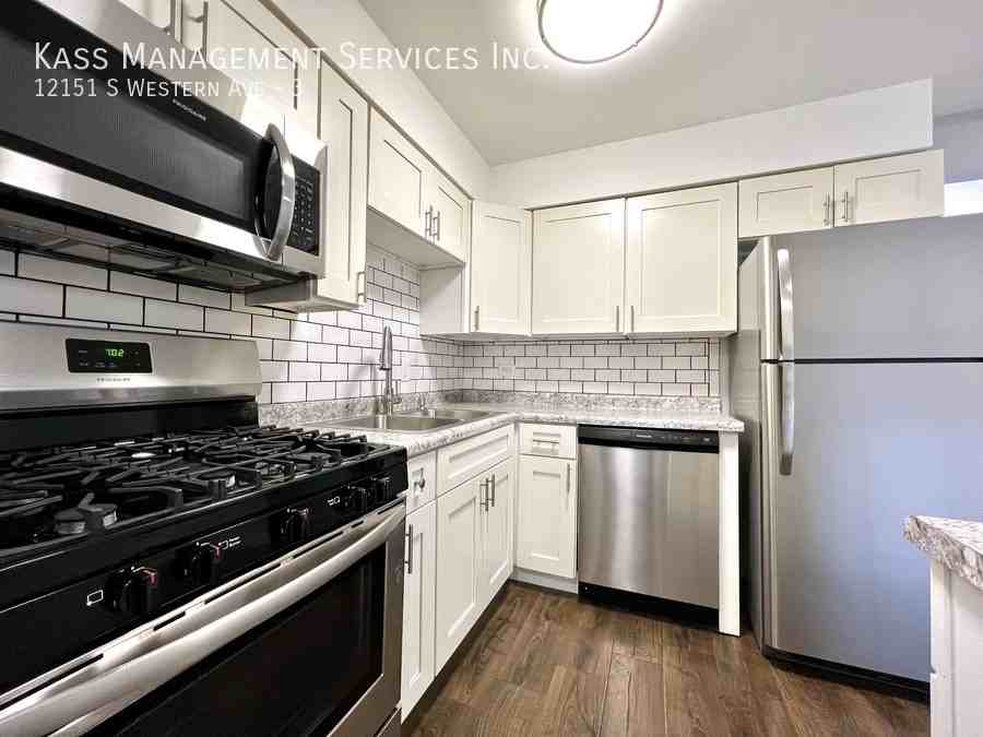 12151 Western Ave #3 - Photo 6 of 12