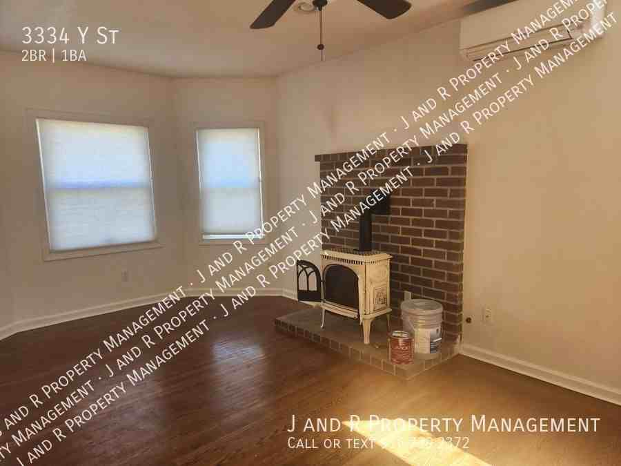 3334 Y St - Photo 4 of 17