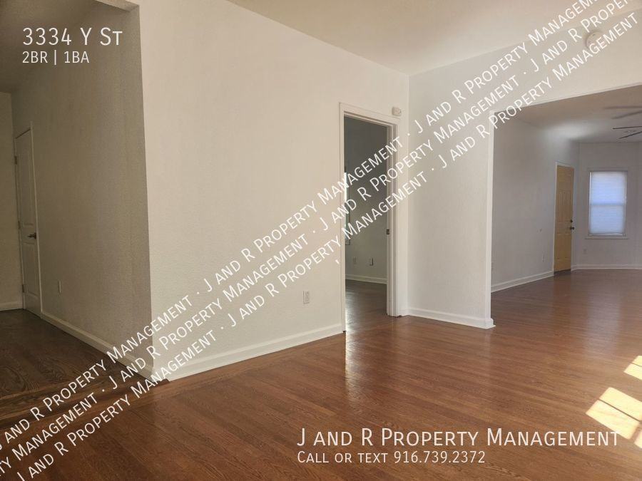 3334 Y St - Photo 5 of 17