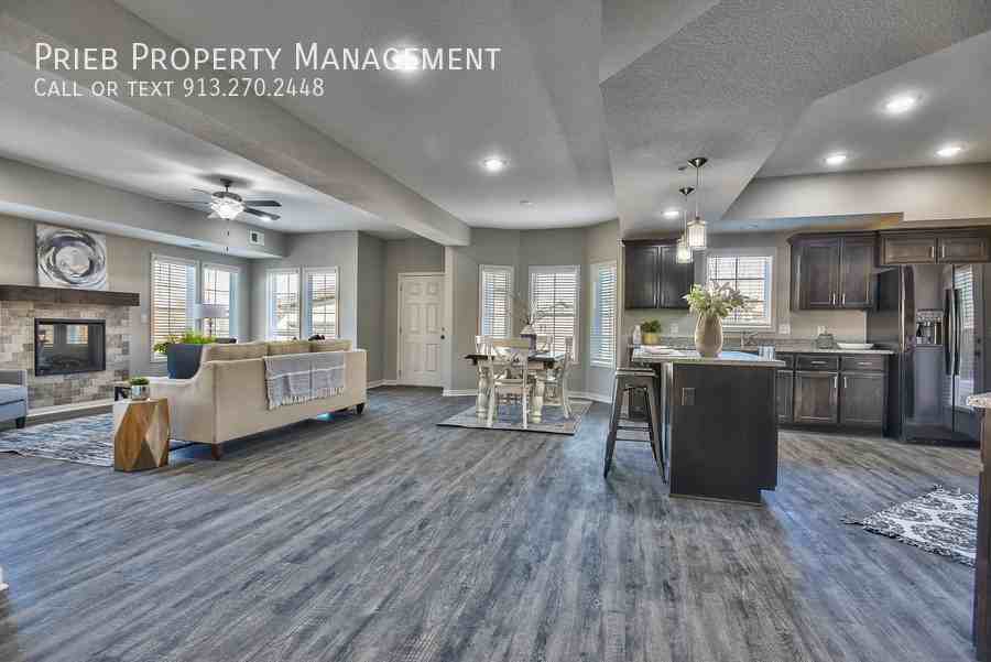 22088 W 123rd Ln #103 - Photo 4 of 47