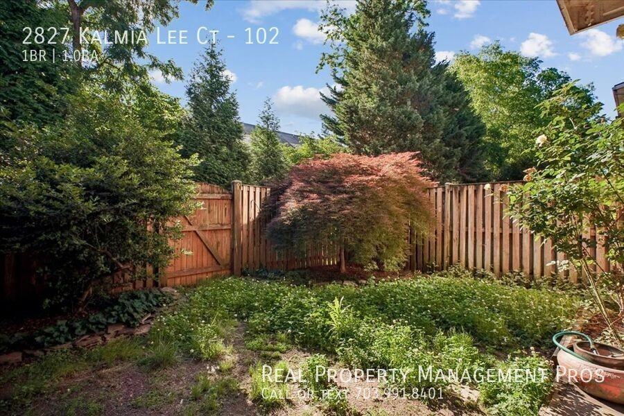 2827 Kalmia Lee Ct #102 - Photo 5 of 25