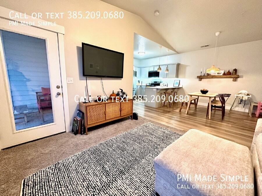 4064 W 1850 N #301 - Photo 3 of 24