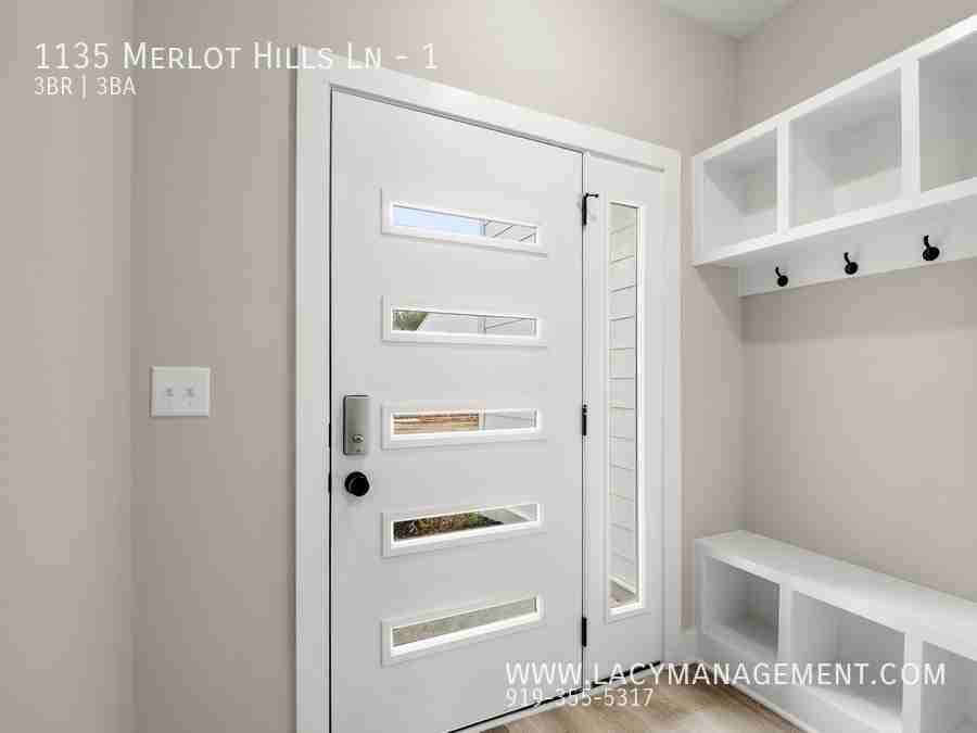 1135 Merlot Hills Ln - Photo 3 of 23