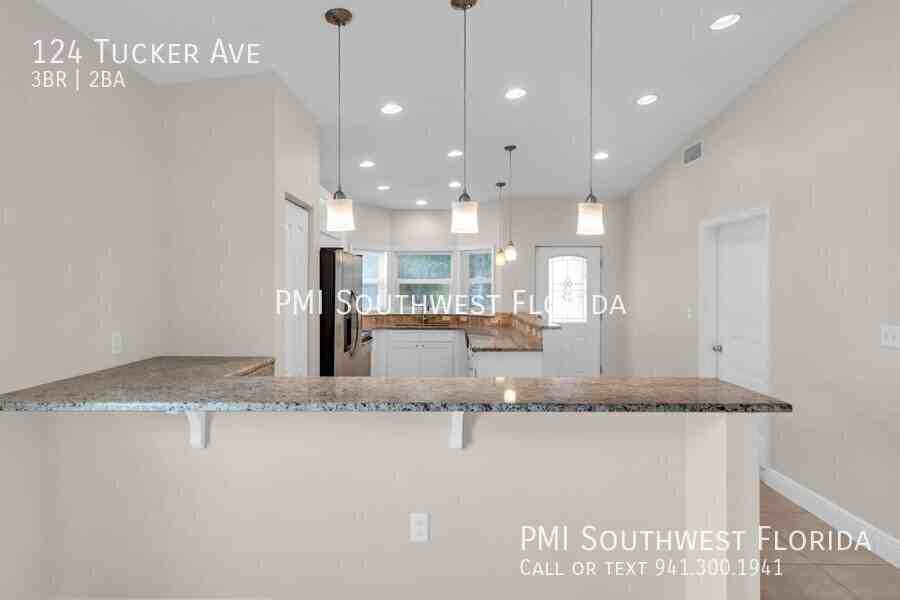 124 Tucker Ave - Photo 5 of 26