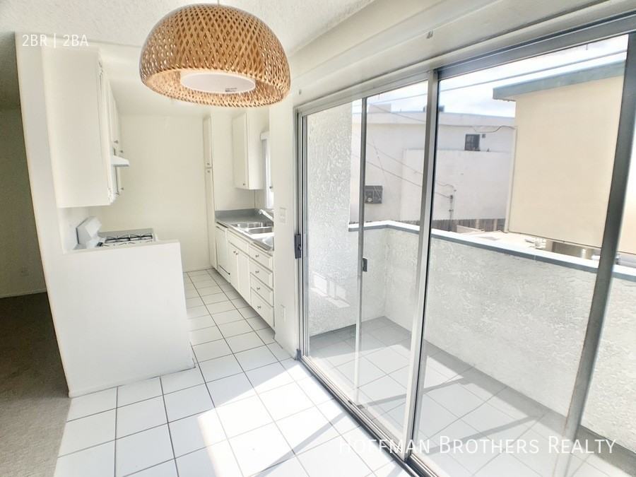 3617 Watseka Ave #104 - Photo 3 of 8