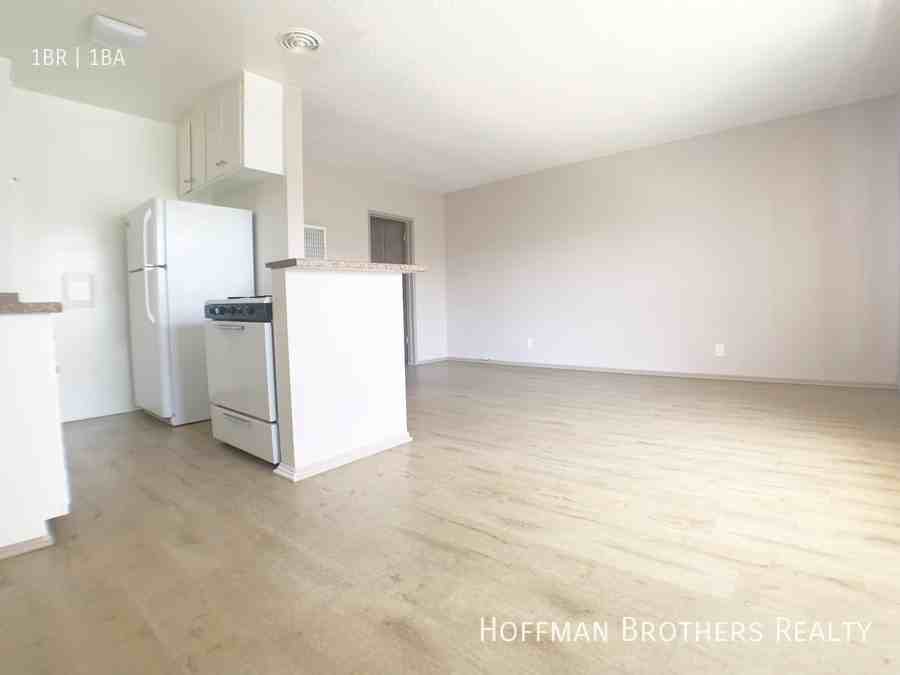 12620 Caswell Ave #4 - Photo 2 of 7