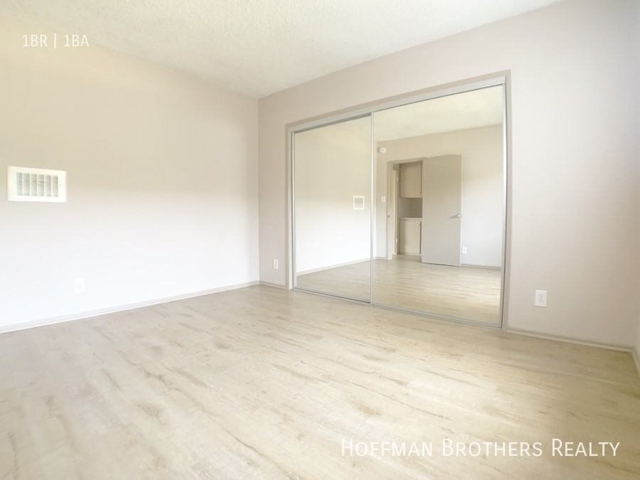 12620 Caswell Ave #4 - Photo 4 of 7