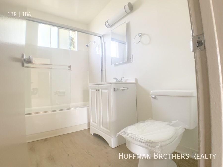 12620 Caswell Ave #4 - Photo 6 of 7
