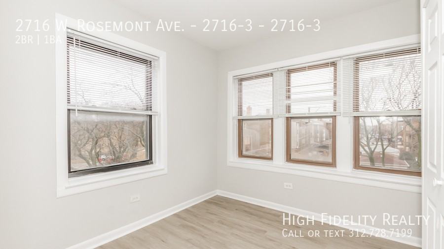 2716 W Rosemont Ave #2716-3 - Photo 7 of 10