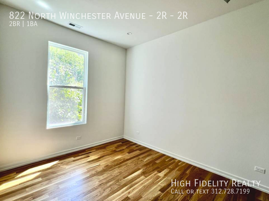 822 N Winchester Ave Apt 2r #2R - Photo 4 of 6