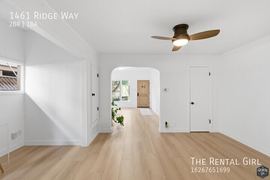 1461 Ridge Way - Photo 4 of 27