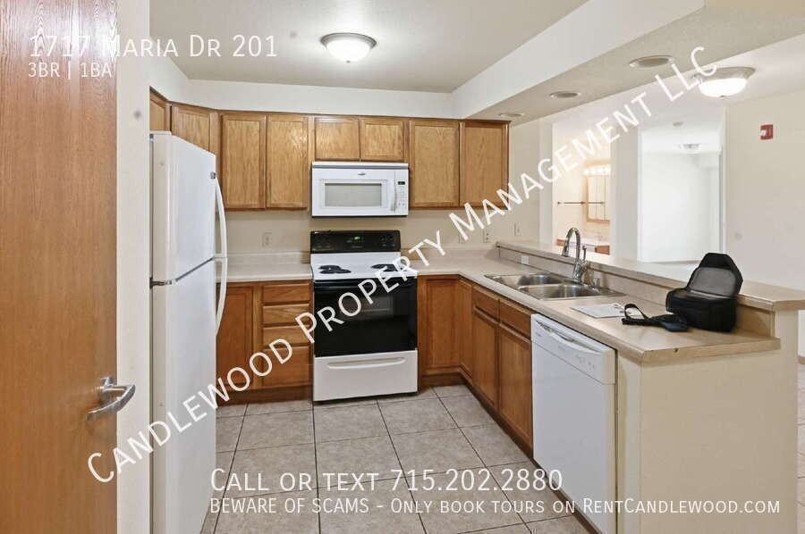 1717 Maria Dr - Photo 2 of 19