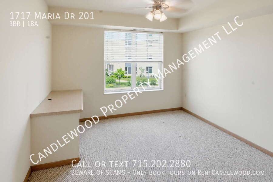 1717 Maria Dr - Photo 5 of 19