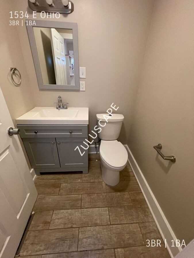 1534 E Ohio St - Photo 7 of 10