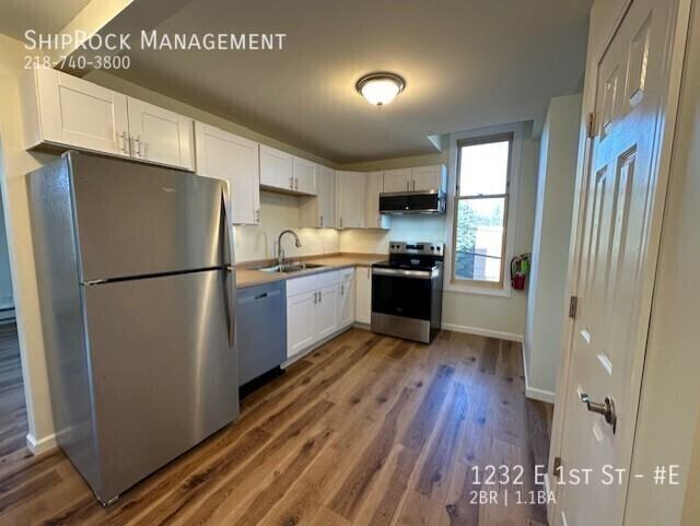 1232 E 1st St #E - Photo 2 of 20
