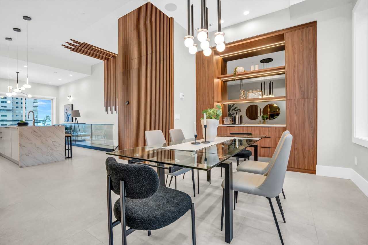 2380 Marine Drive - Photo 5 of 11