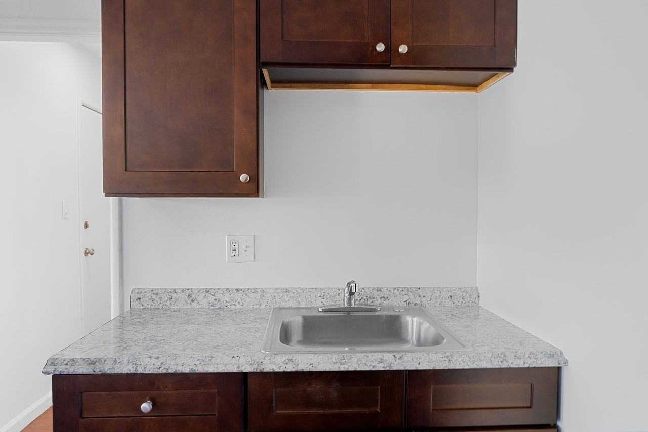 10920 S Osage Ave #14 - Photo 5 of 13