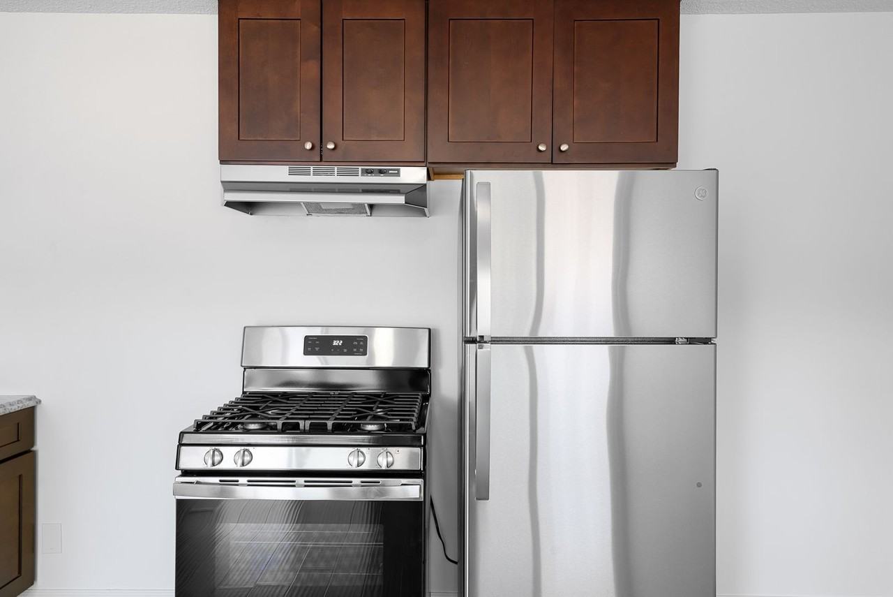 10920 S Osage Ave #14 - Photo 6 of 13