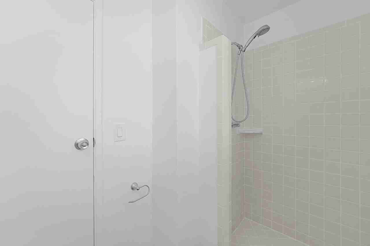 10920 S Osage Ave #14 - Photo 7 of 13