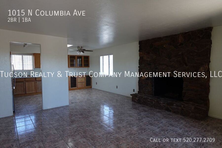 1015 N Columbia Ave - Photo 5 of 13