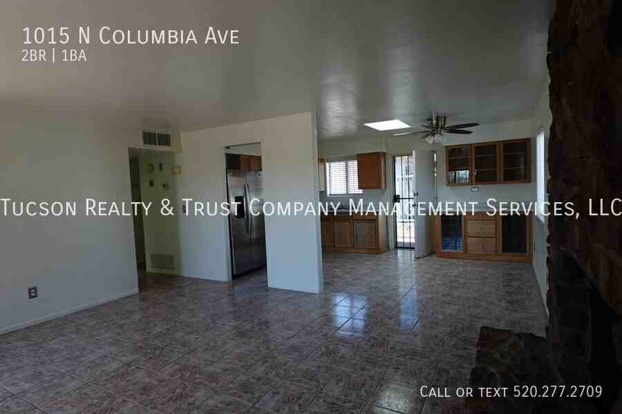 1015 N Columbia Ave - Photo 6 of 13