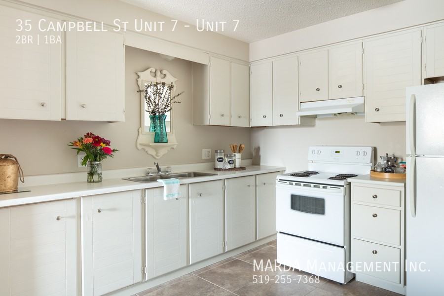 35 Campbell St Unit 7 #7 - Photo 4 of 13