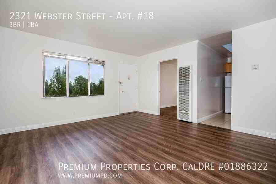 2321 Webster St #18 - Photo 7 of 38