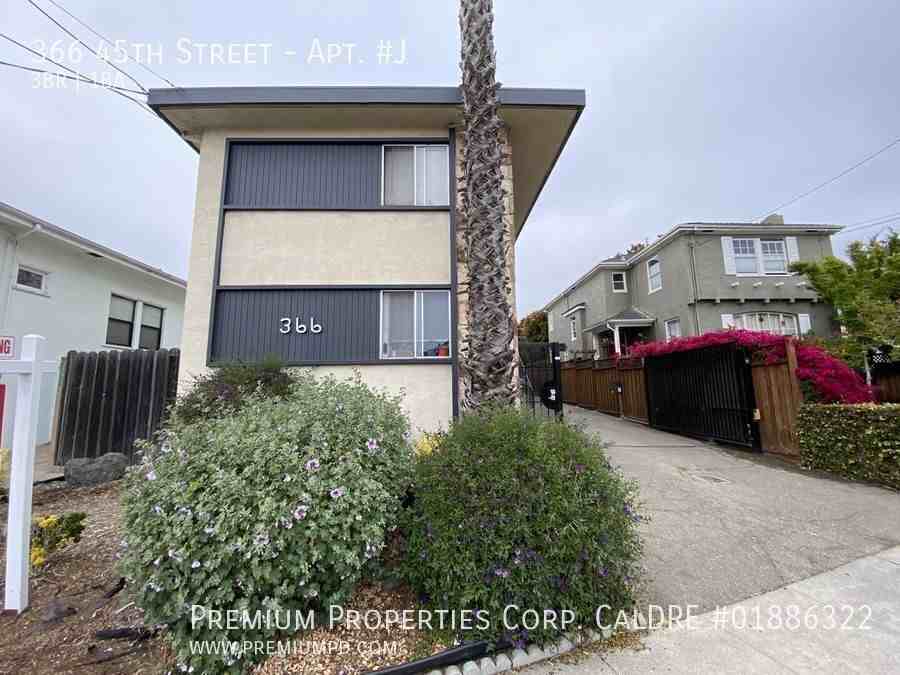 366 45th St #J - Photo 3 of 38