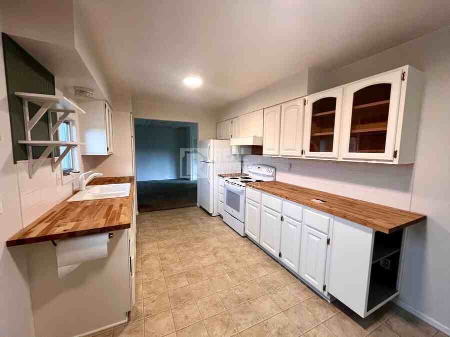19435 Draco Dr - Photo 5 of 22