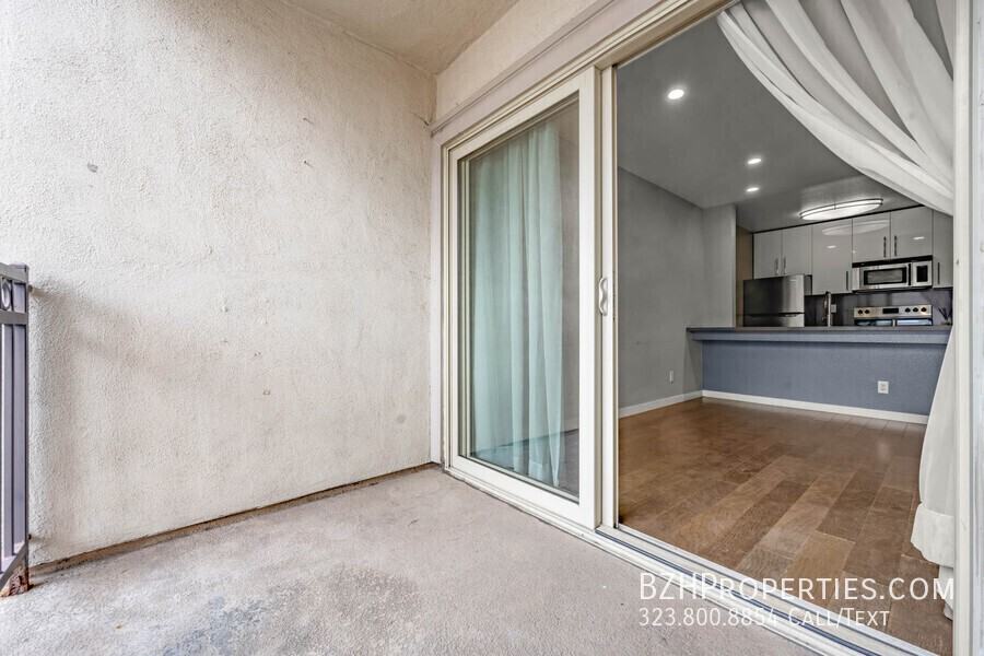 141 S Clark Dr #412 - Photo 6 of 23