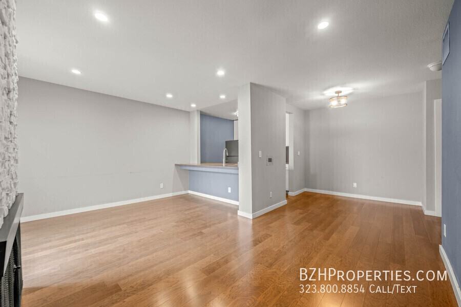 141 S Clark Dr #412 - Photo 7 of 23