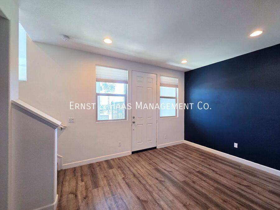 3003 E Pacific Coast Hwy - Photo 4 of 35