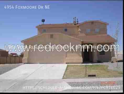 4954 Foxmoore Dr Ne