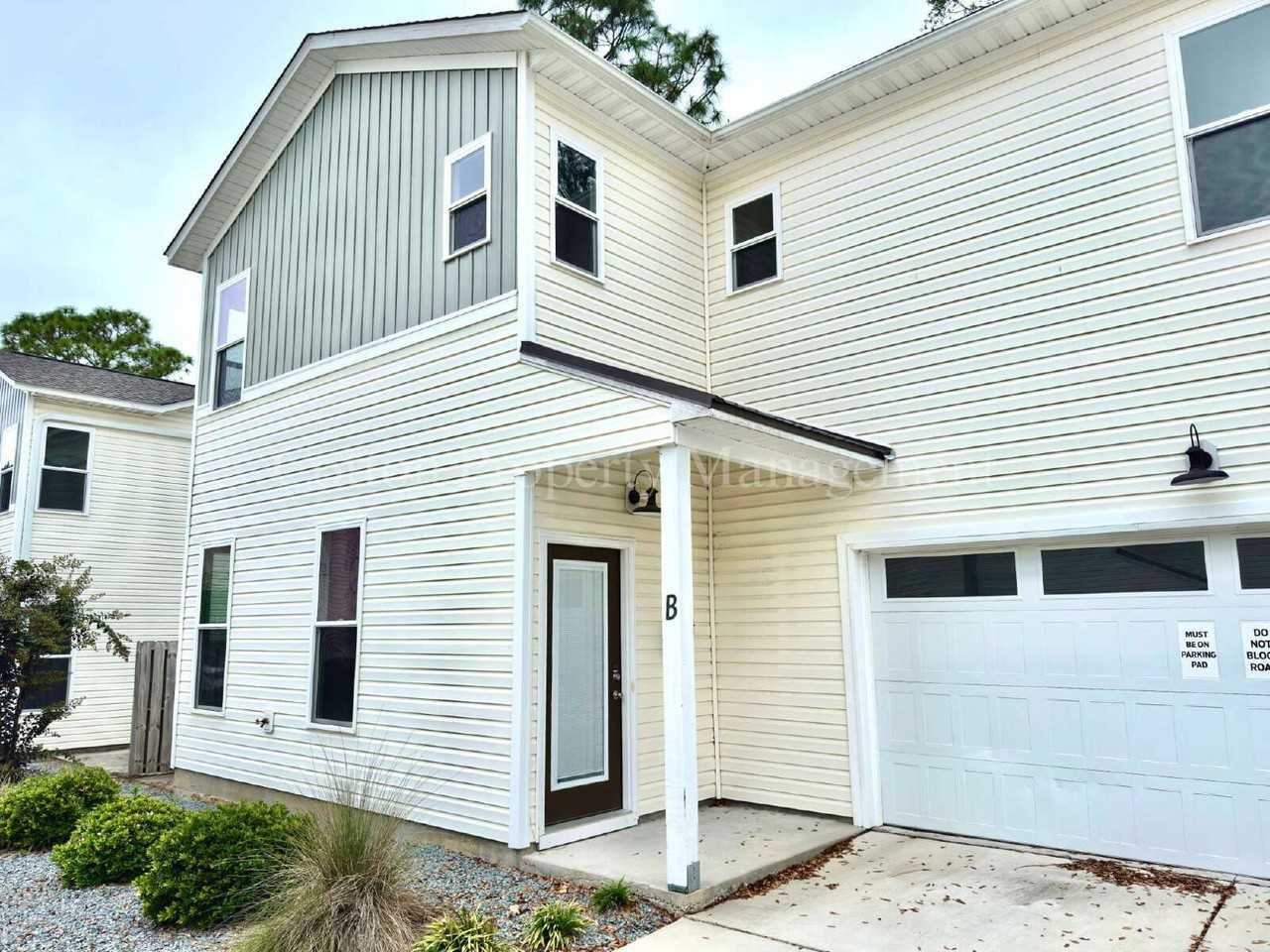 2852 Worth Dr #D - Photo 2 of 33