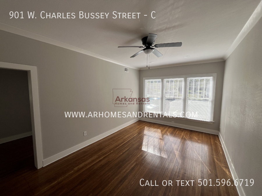901 W Charles Bussey Ave #C - Photo 5 of 26