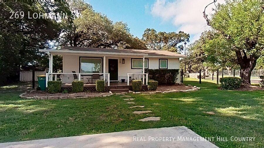 269 Lohmann St - Photo 4 of 10