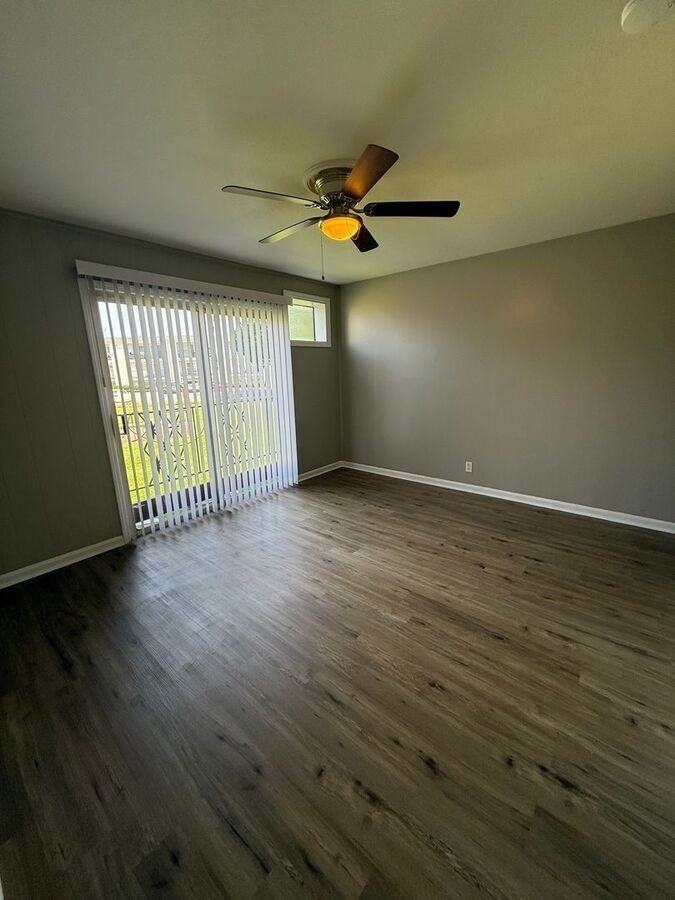 1708 Jennifer Rd #A - Photo 3 of 31
