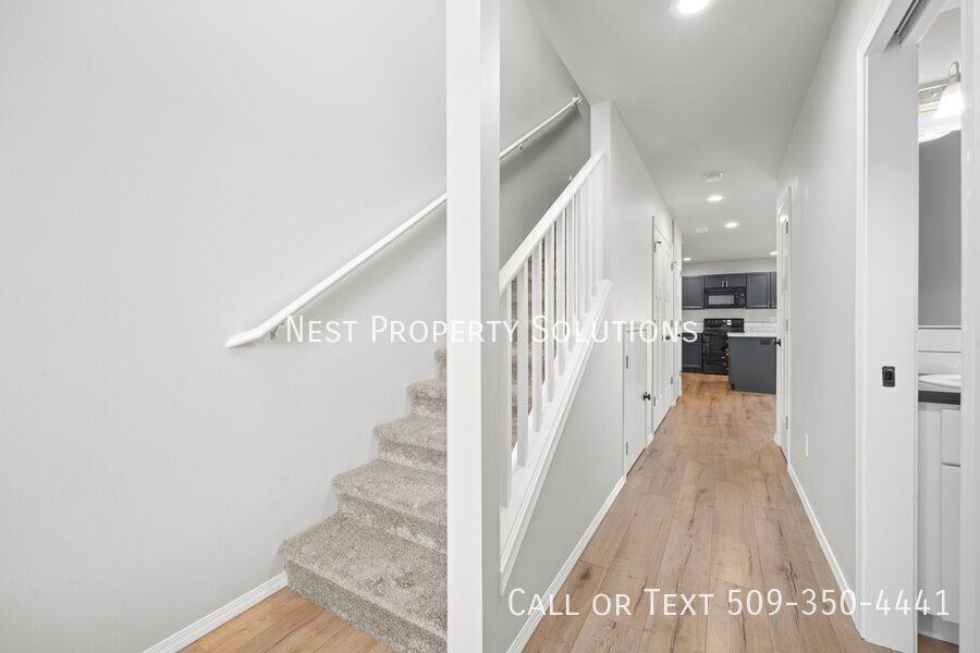 338 W 6th St - Photo 4 of 21