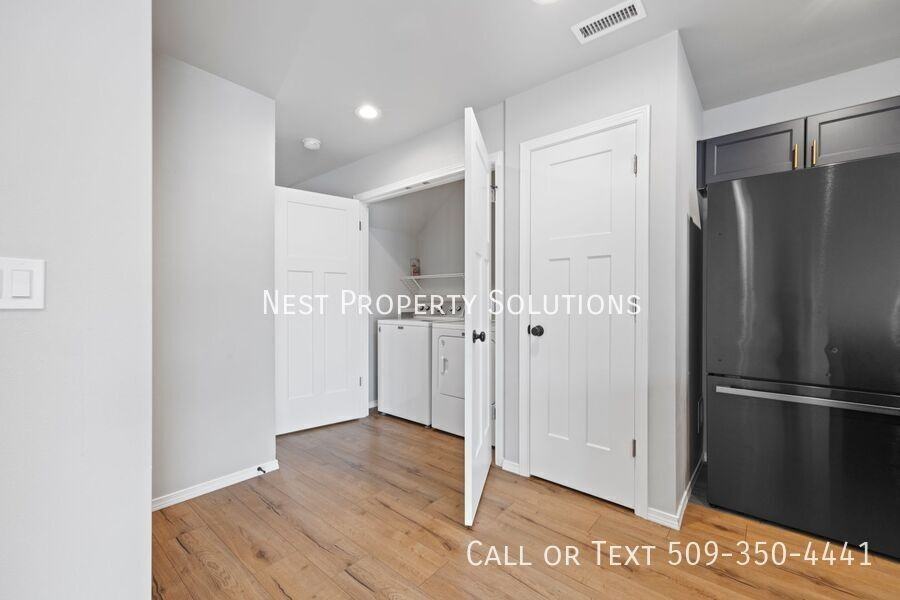 338 W 6th St - Photo 6 of 21