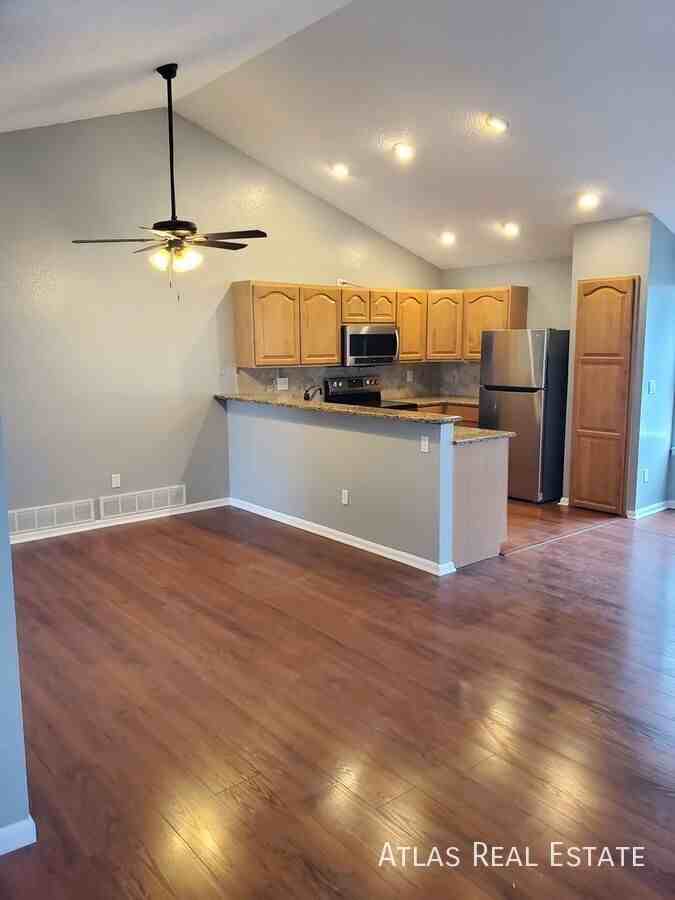 8484 Wheatgrass Cir - Photo 2 of 14