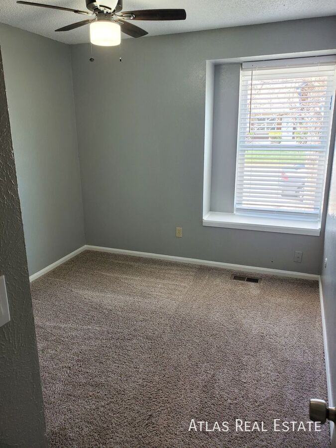 8484 Wheatgrass Cir - Photo 5 of 14