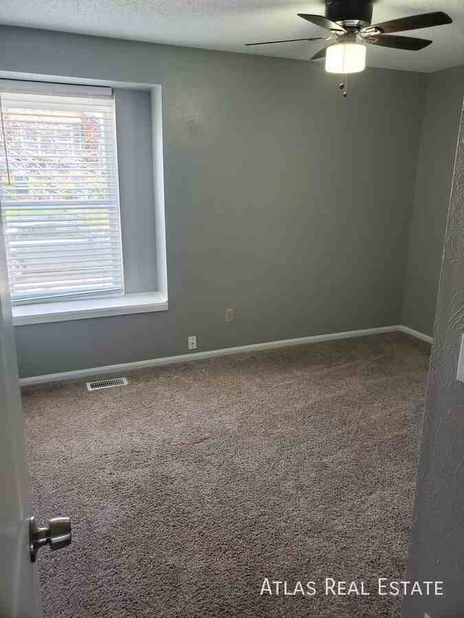 8484 Wheatgrass Cir - Photo 6 of 14