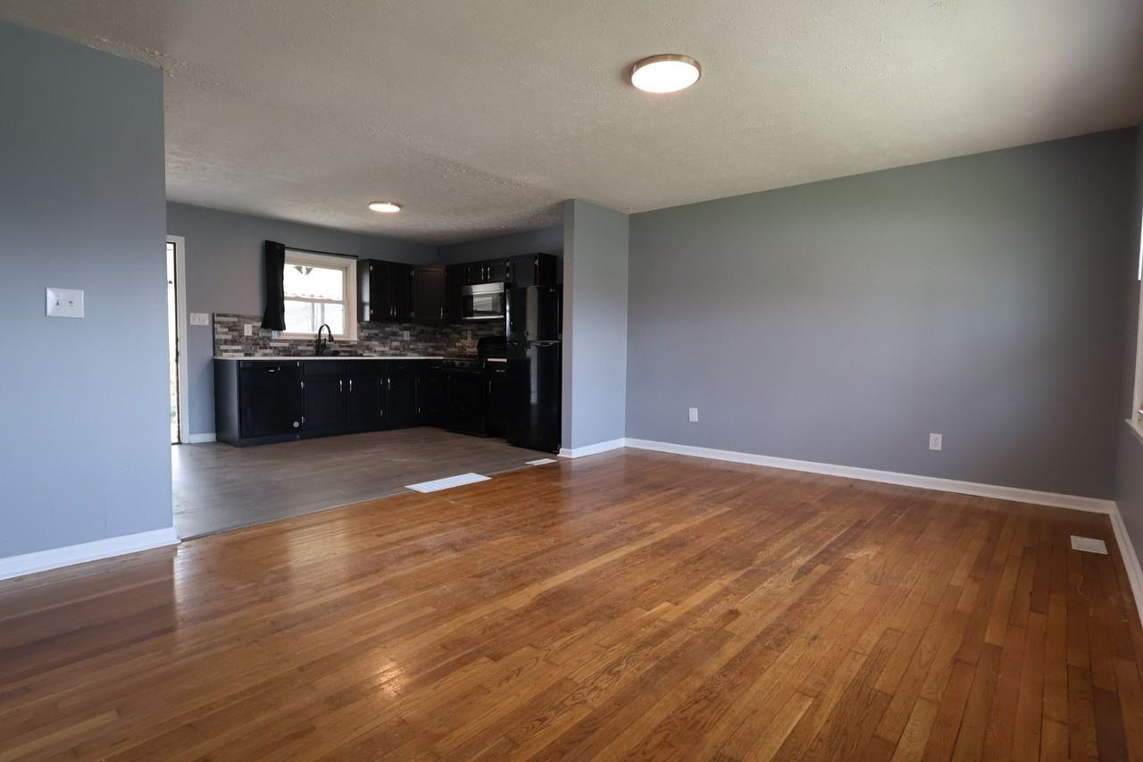 308 Larkwood Dr ##(Z1 - Photo 2 of 19